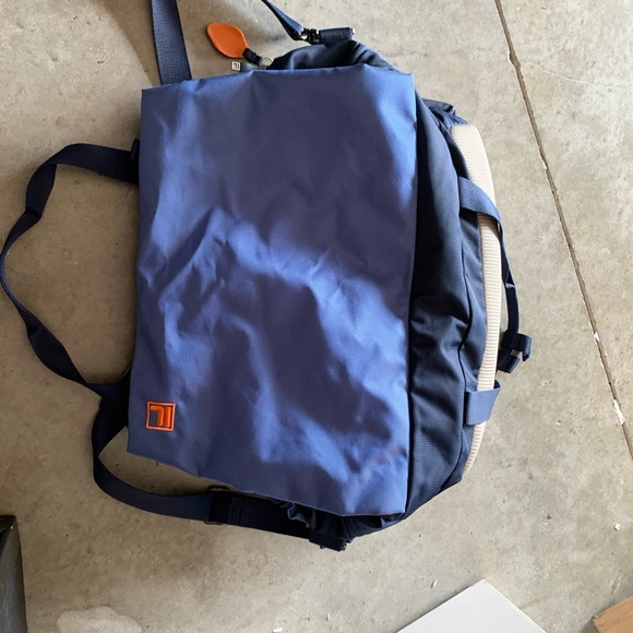 Fila Bag - Picture 4 of 8